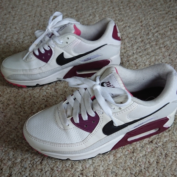 NIKE AIR MAX 90 white black dark beetroot DH1316-100 SIZE 7 - Picture 14 of 16
